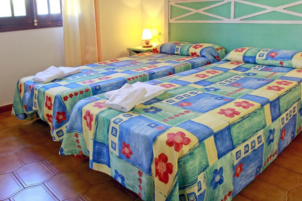 Apartamentos Son Bou Gardens By Menorcarentals Номер фото