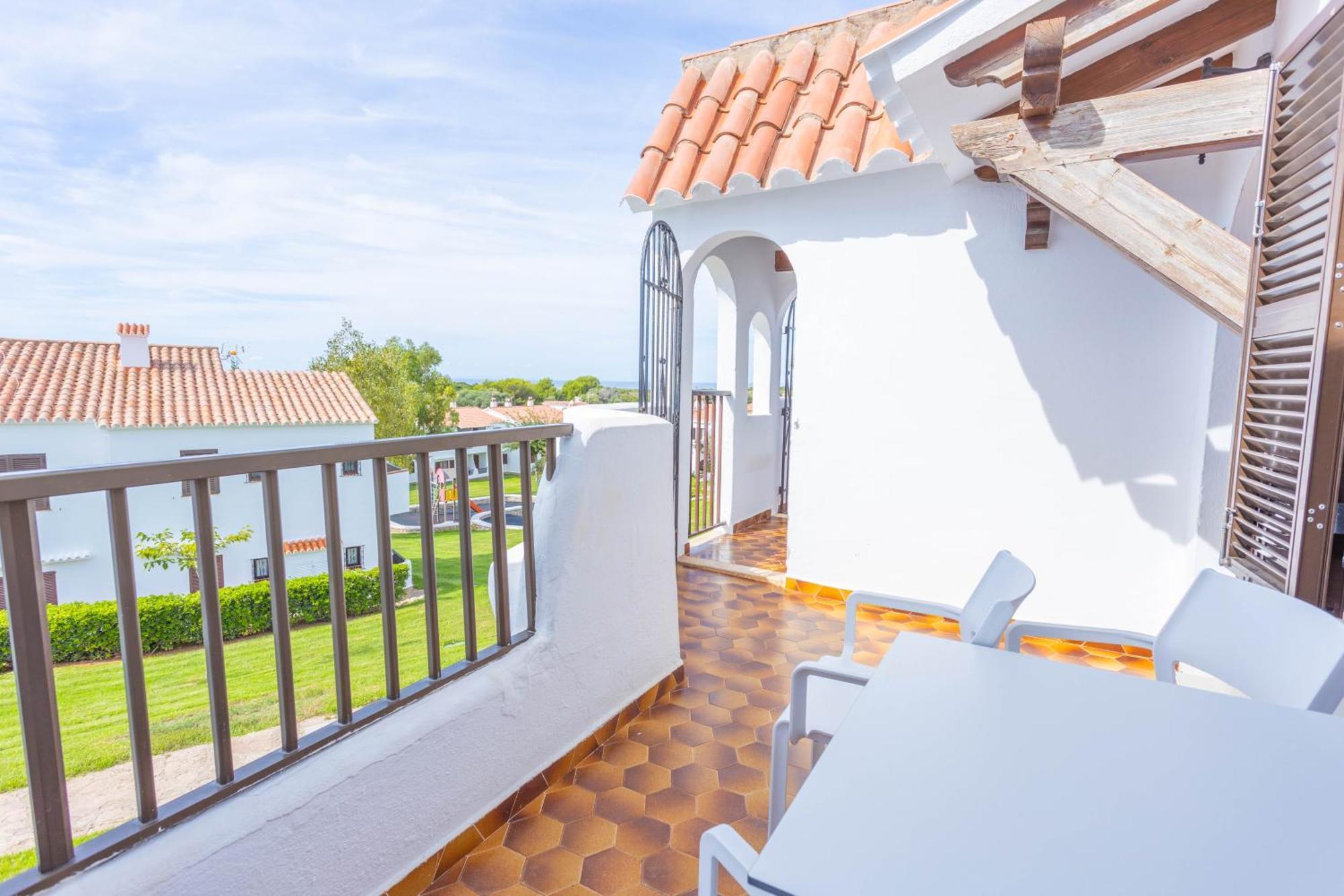 Apartamentos Son Bou Gardens By Menorcarentals Екстер'єр фото