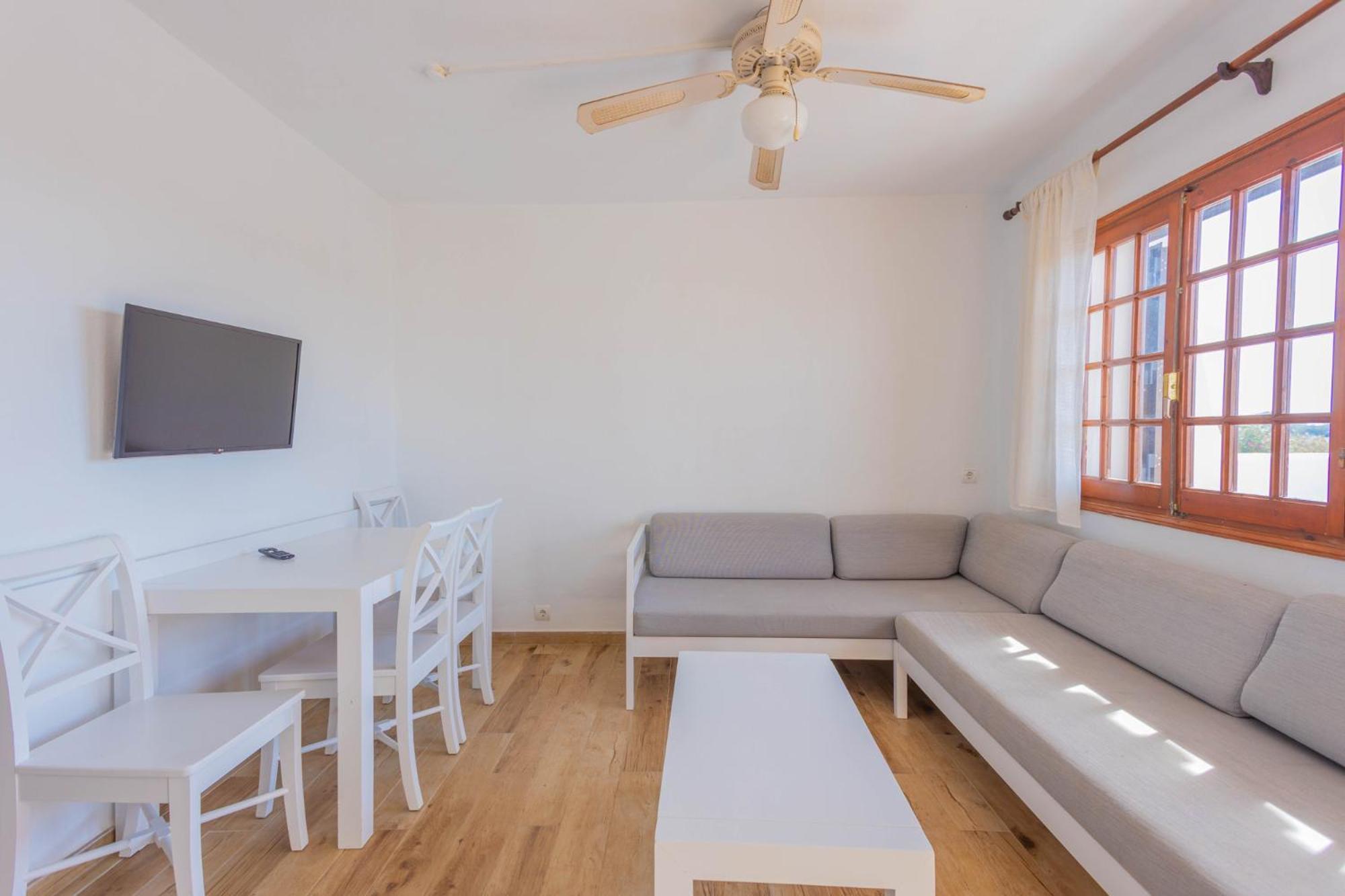 Apartamentos Son Bou Gardens By Menorcarentals Екстер'єр фото