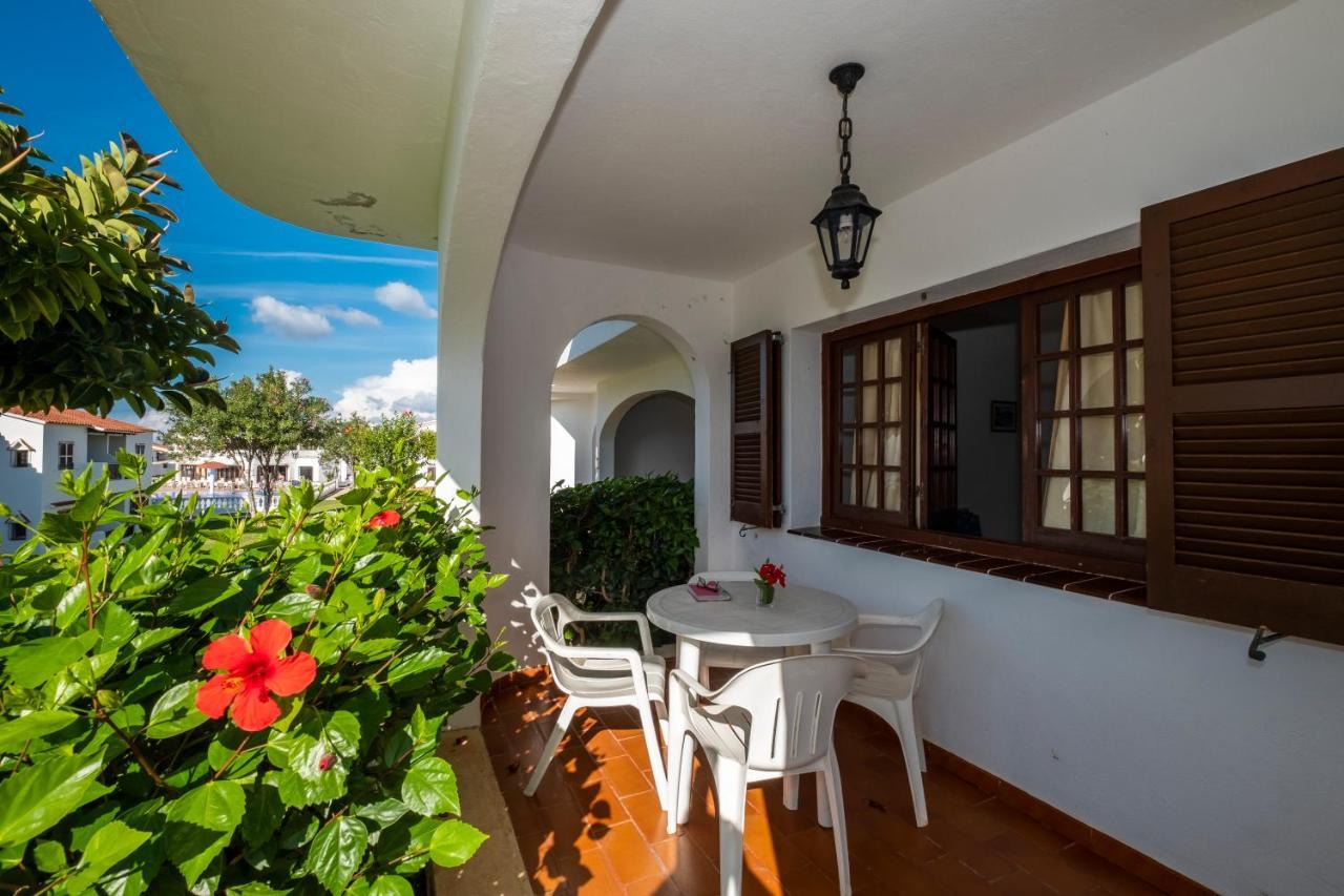 Apartamentos Son Bou Gardens By Menorcarentals Екстер'єр фото